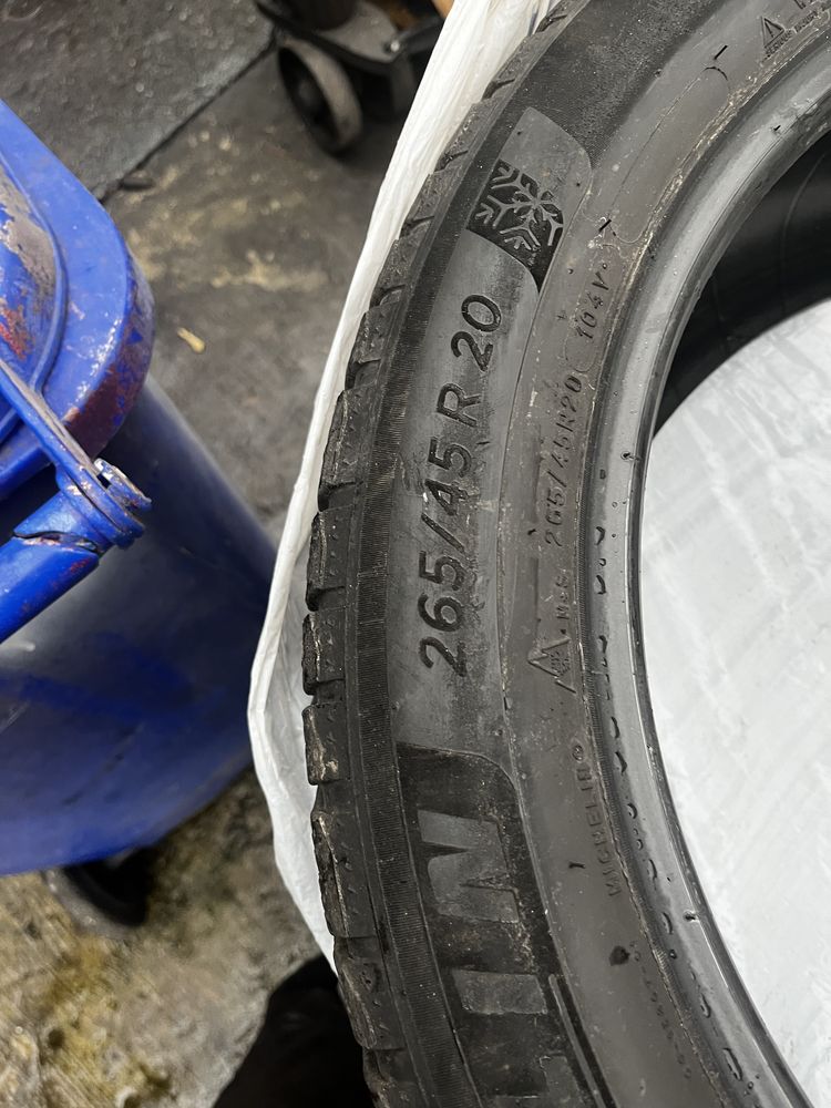 Anvelope iarna 265/45R20