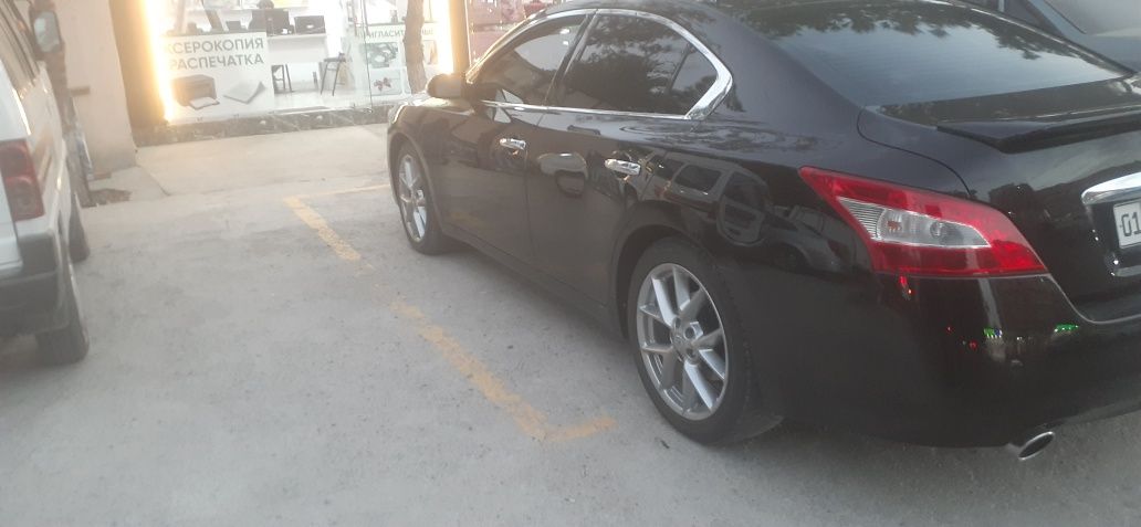 NISSAN MAXIMA FULL 2011г.в. 95000км!