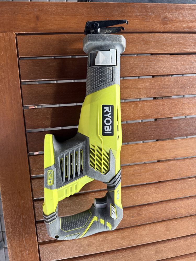 Ryobi-Fierăstrău sabie 18V ONE+™
