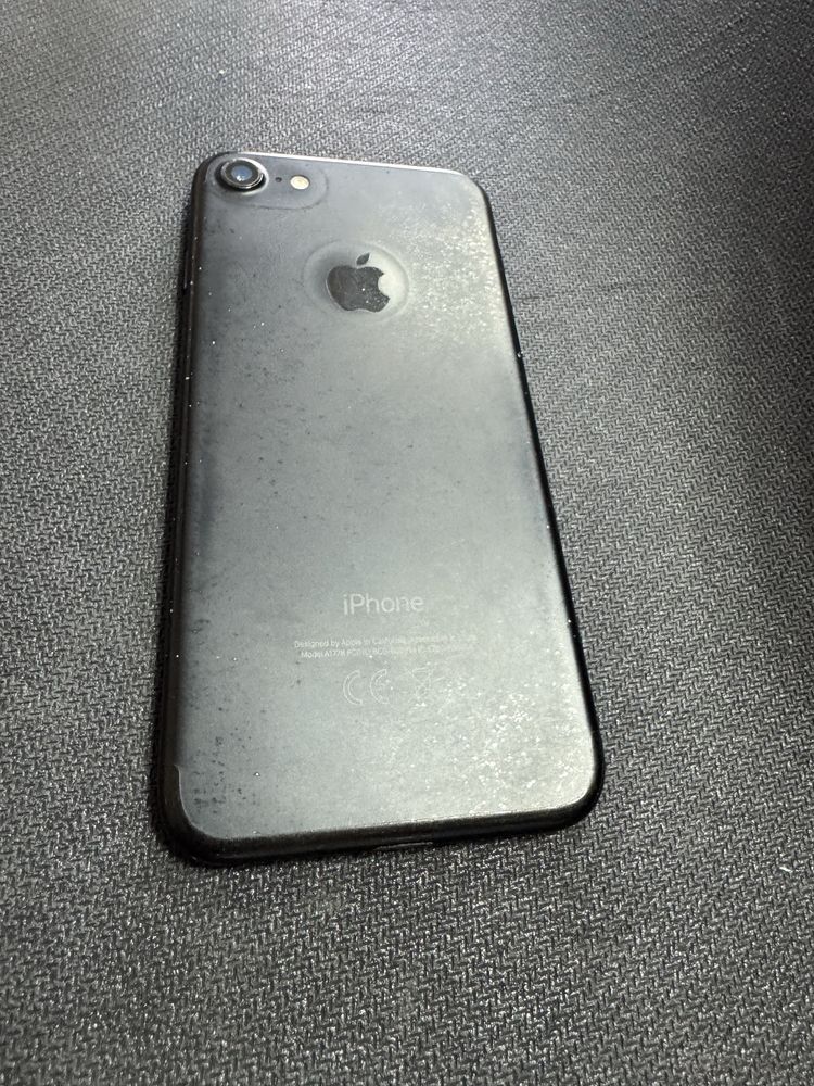 iPhone 7 128gb - отличен, с нова батерия
