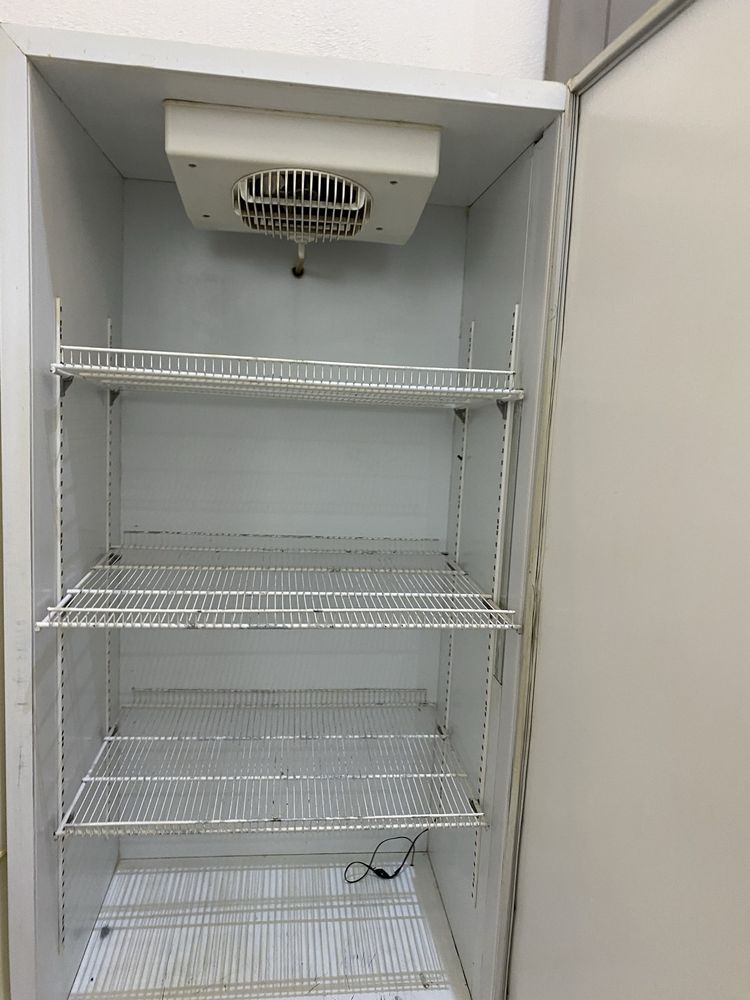 Холодильник морозильник плита печь оборудование