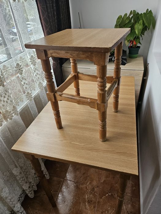 Masa bucătărie + 2 scaune