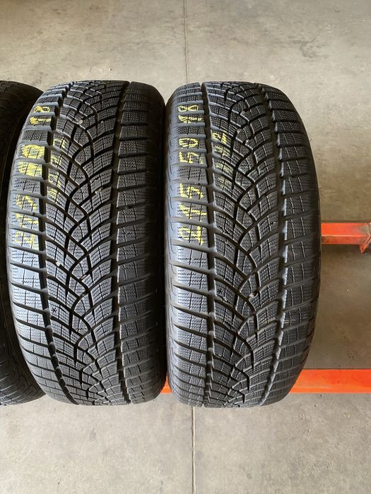 Anvelope iarna 215/50/18 Goodyear Ultra Grip Performance 215 50 18 R18