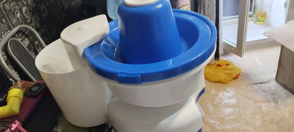 Продам соковыжималка