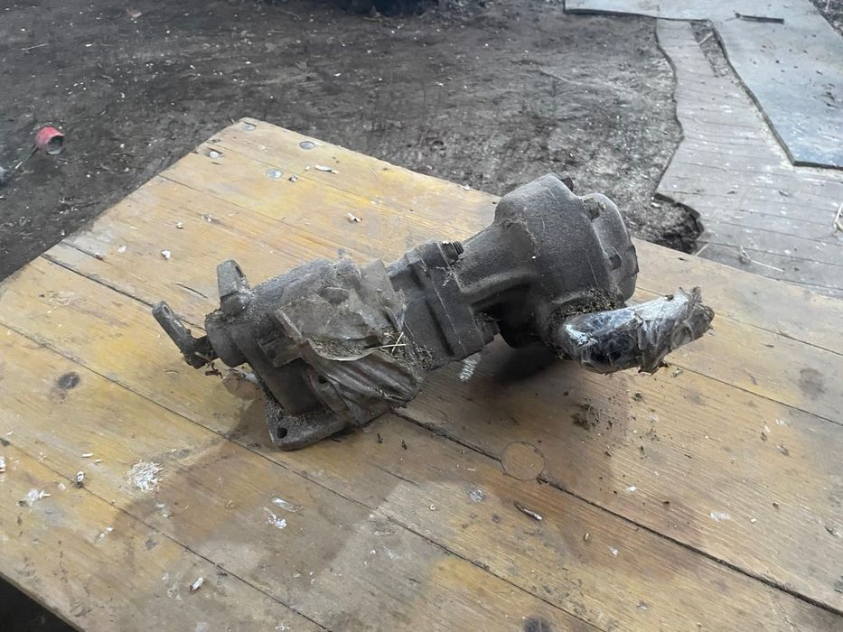 Vând pompe basculare