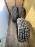 Зимние шины 215/50/17 Dunlop WinterMaxx WM 01 почти новые