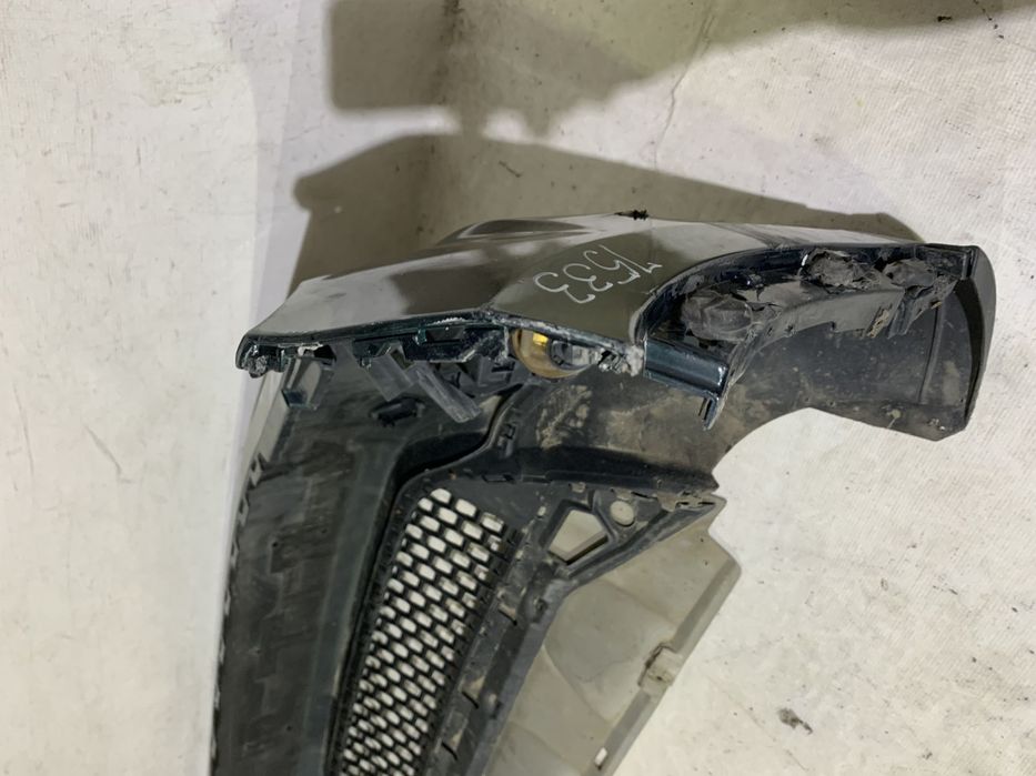 Bara fata, VW Tiguan All Space, 2011, 2012, 2013, 2014, 2015, 2016, cod origine OE 5N0807221T, cu gauri pentru spalatori faruri, completa.