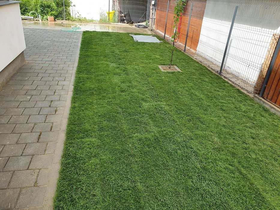 Proprietar,2 camere parter complet mobilat cu teren 150mp si 2 parcari