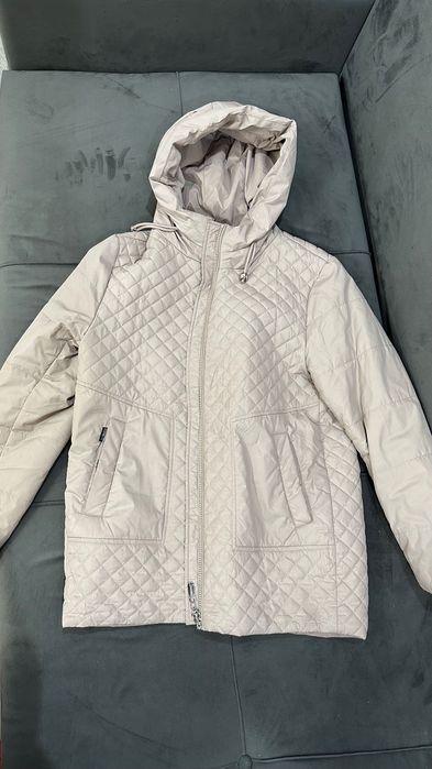 Осенняя куртка женская