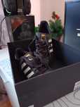 Adidași Adidas in condiții bune