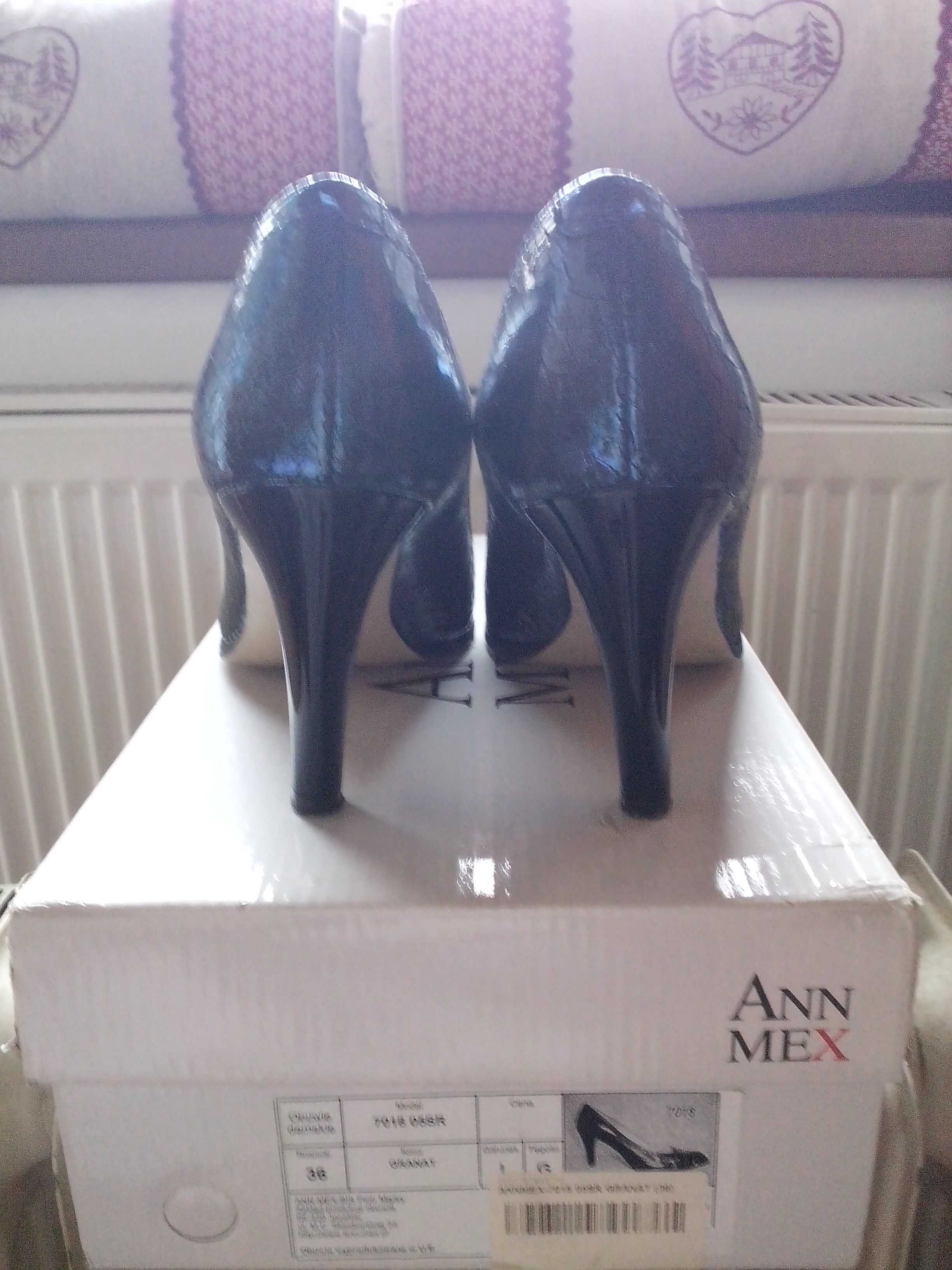 pantofi 36,piele naturala,marca Ann Mex,toc inalt,bleumarin metalizat