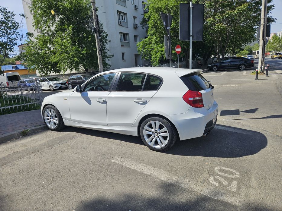 Vand sau schimb Bmw seria 1, 120d 2011 cu 330 sau 530