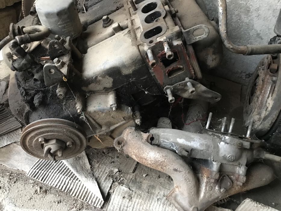 Части за уаз 469