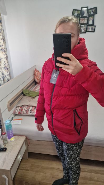 Geaca pt iarna marimea s, noua