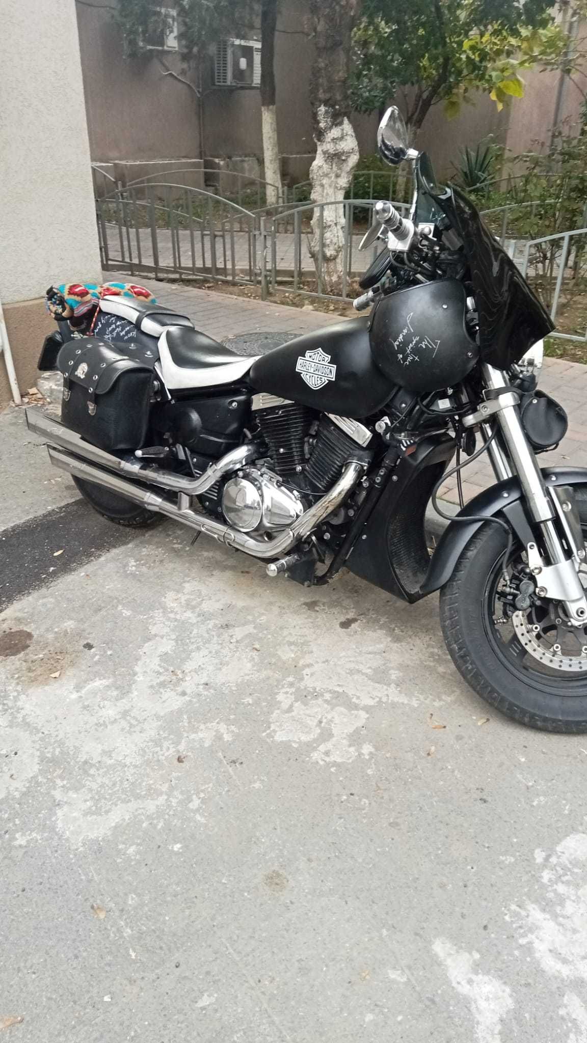 Suzuki Marauder 800