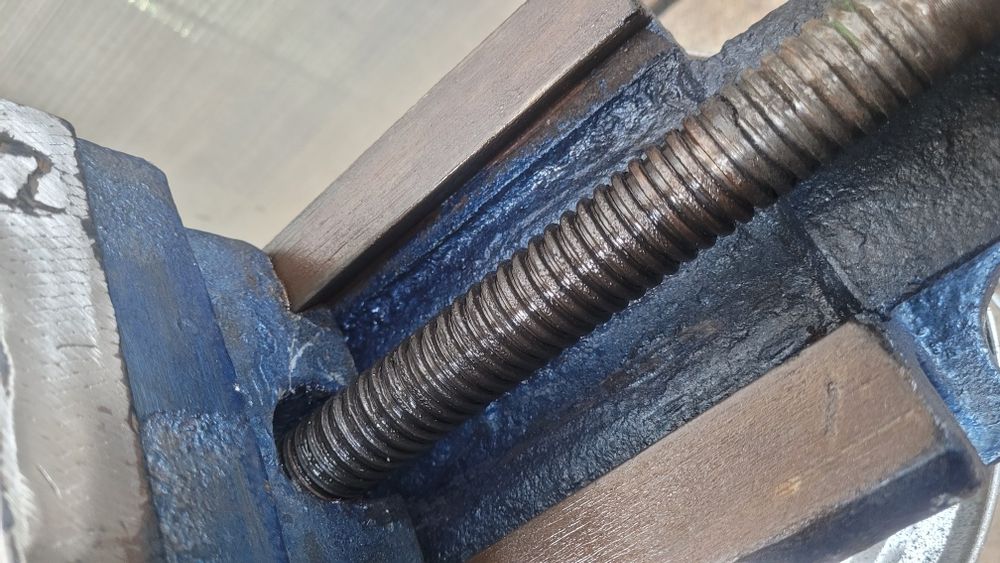 menghina de banc romaneasca bacuri 150 mm modelul vechi