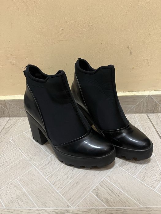 Боти с дебел ток Calvin Klein Jeans