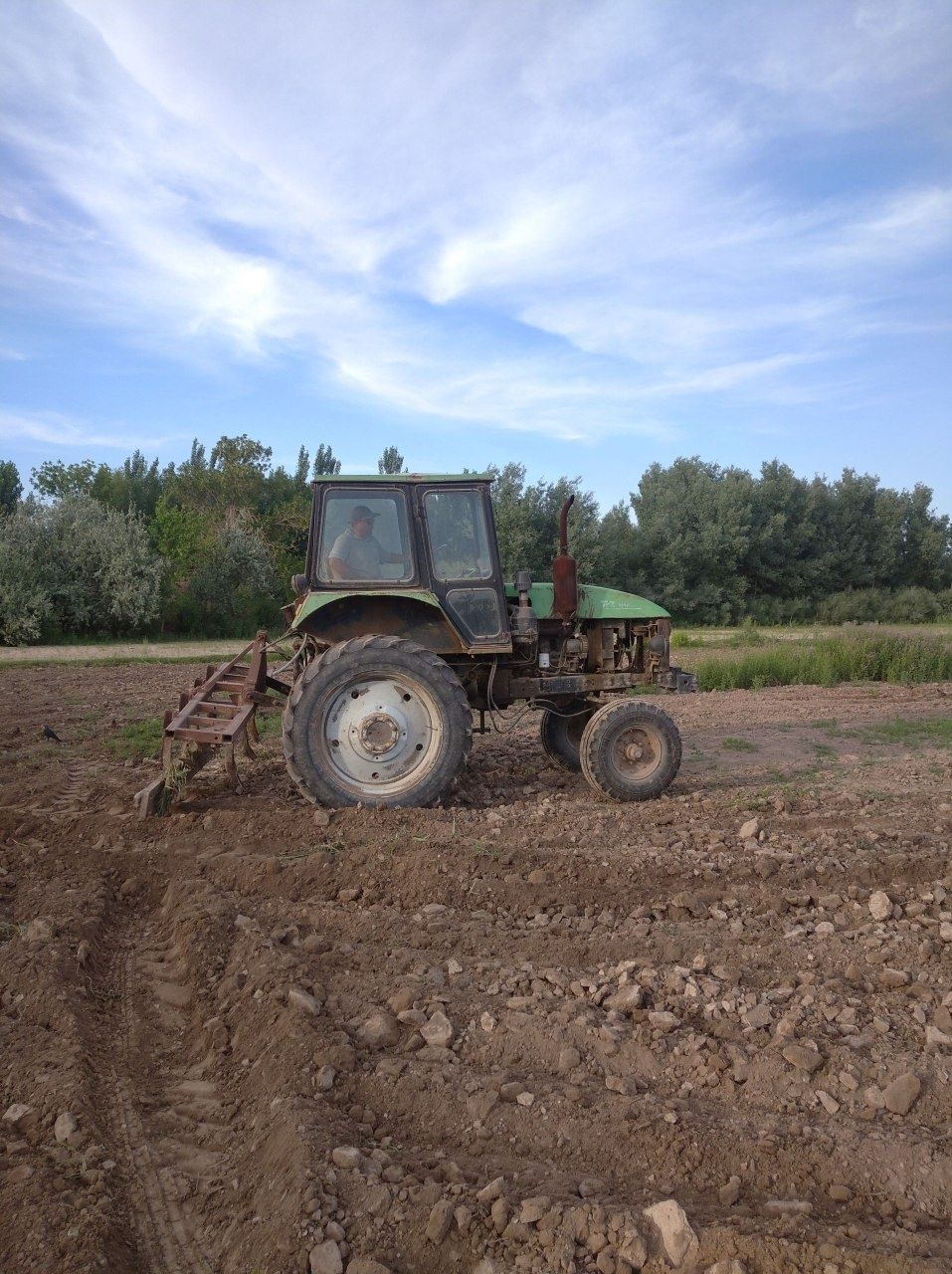 TT Z 8011 sotiladi kafolat beriladi