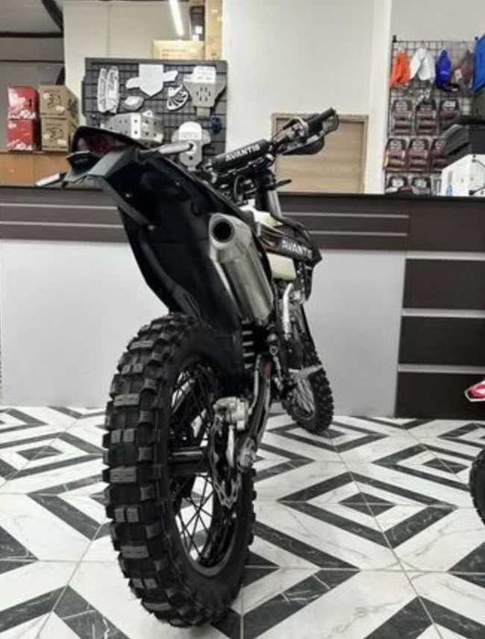 Мотоцикл Avantis Enduro 250 dohc EFI