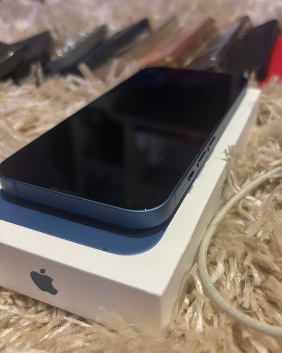 iPhone 13, full box, impecabil