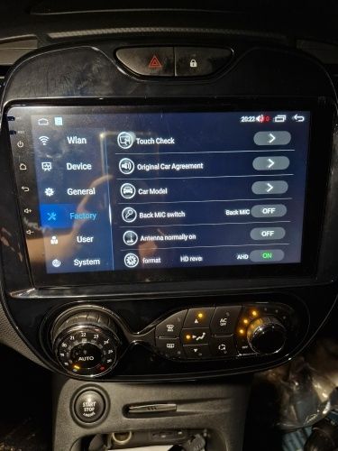 Навигация за Renault Capture