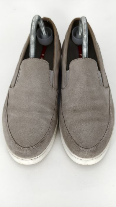 Vând loafers Prada suede 41