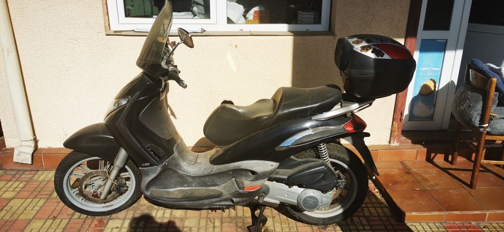Vand scuter Piaggio Beverly 250 cc