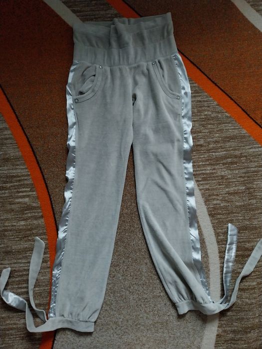 Сиво долнище в XS размер