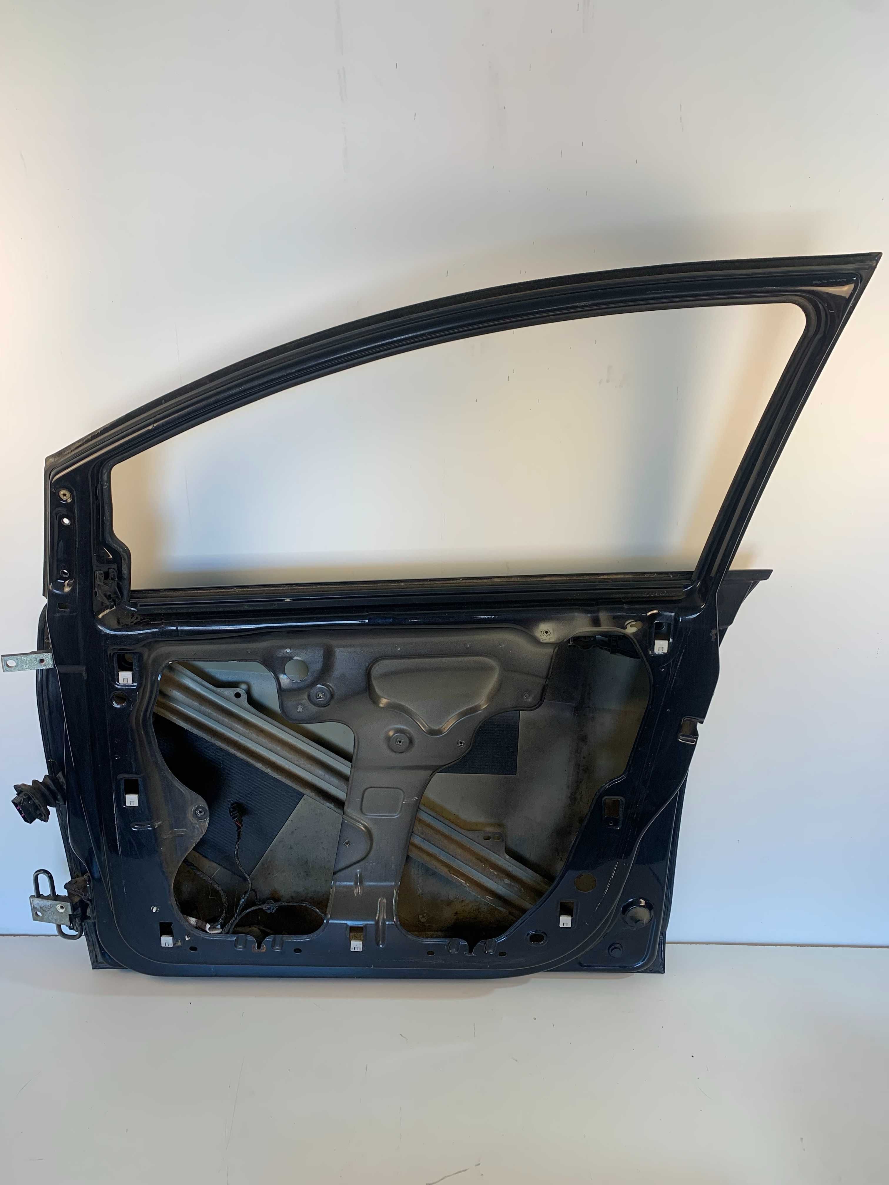 Предна дясна врата Seat Altea (04-09)г.