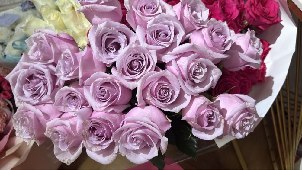 Свежие букеты цветов 5к