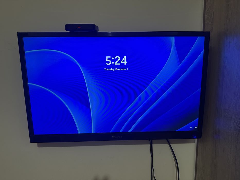 Телевизор Technika 32”