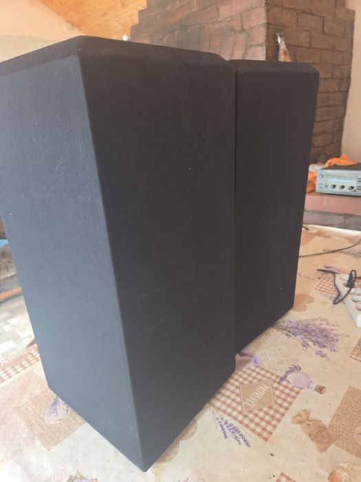 Vând boxe XO model 2