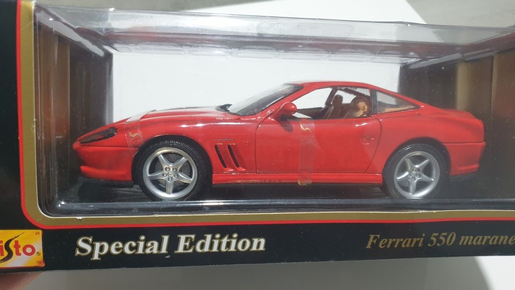 Maisto 1996 Ferrari 550 Maranello Special Edition Car 1 18