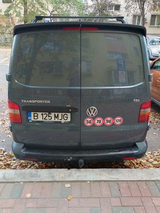 VW T5 1,9tdi/105cp/3loc/2005/AC