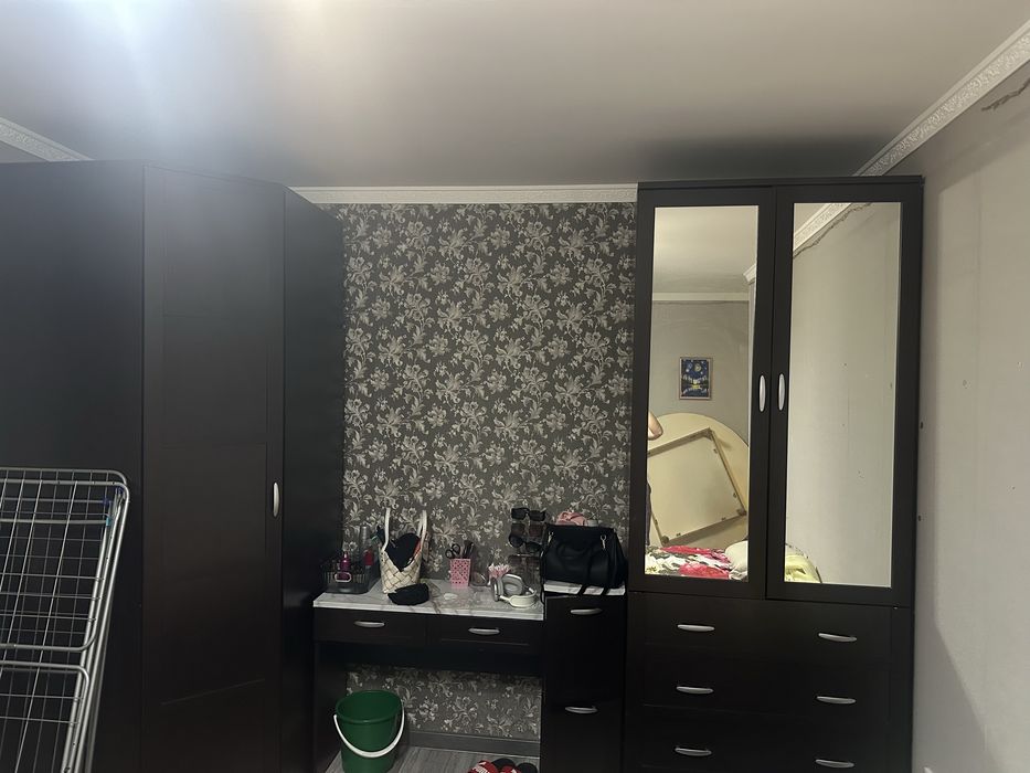 Продам гарнитур в хорошем соятоянии