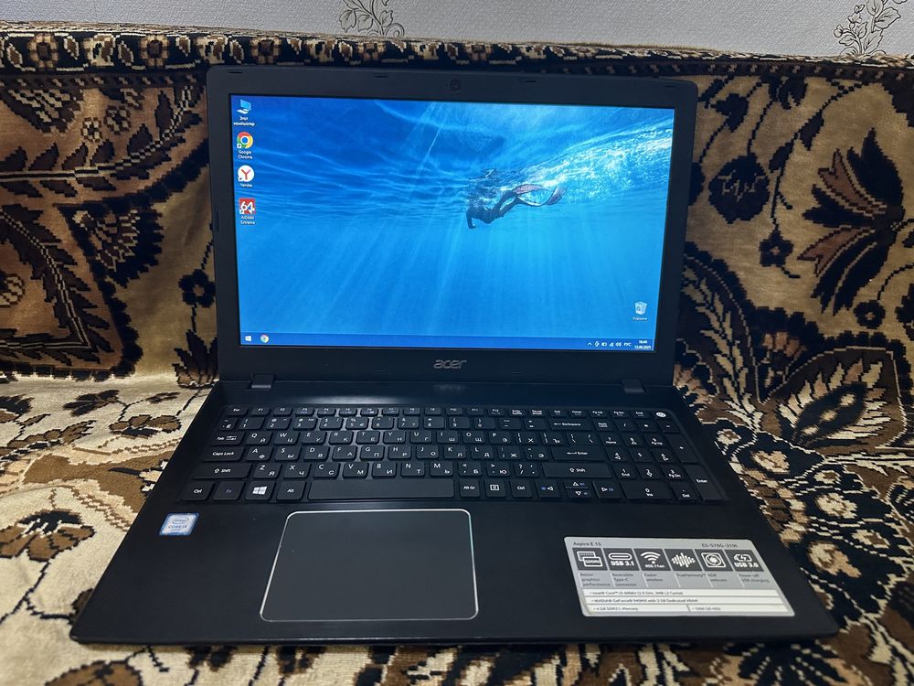 Ноутбук intel Core i3-6006U/RAM 8Gb DDR4/SSD/HDD 1TB/intel HD 520