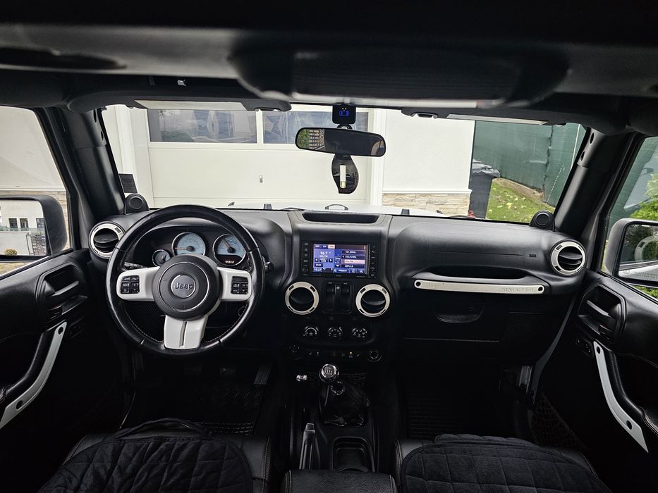 Jeep Wrangler Sahara