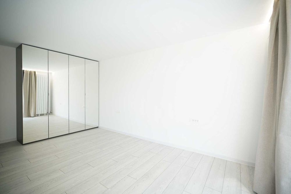 Тристаен имот в кв.Горубляне