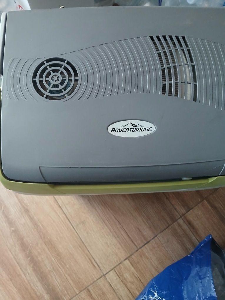 Хладилни чанти 12v и 220 v употреба и нови