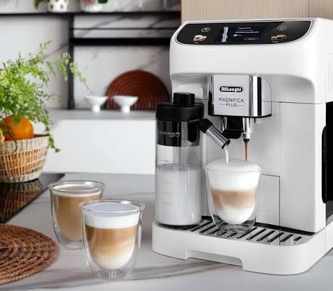 Кофемашина De'Longhi ECAM 320.60B/W ! Твоя кофейня в одном касании!