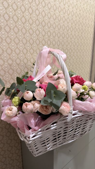 Продам корзину цветов
