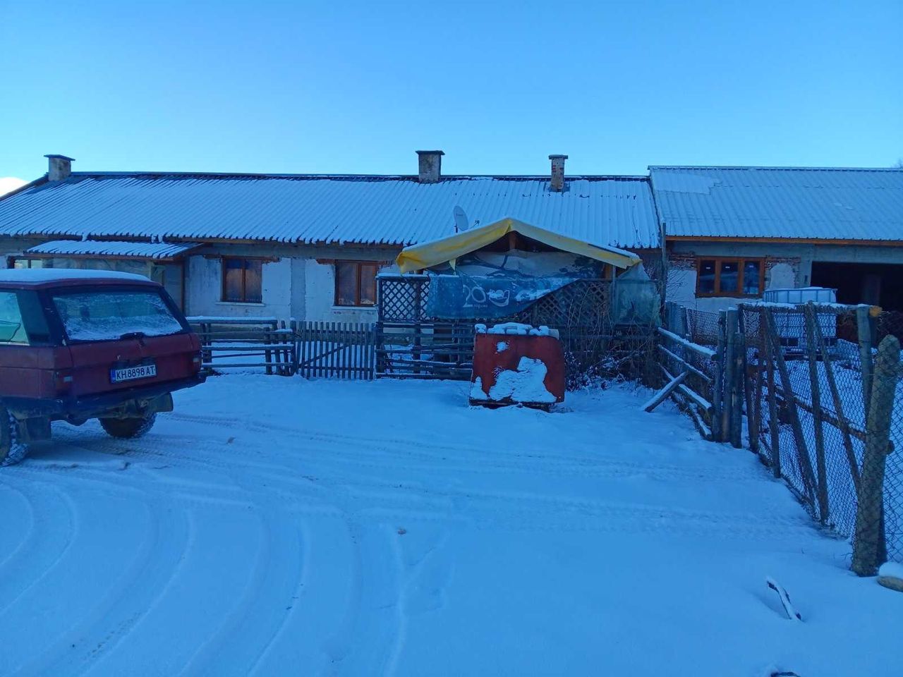 Продава се Къща в Рила - 400 кв.м за 1000 €/кв.м - Снимка #1