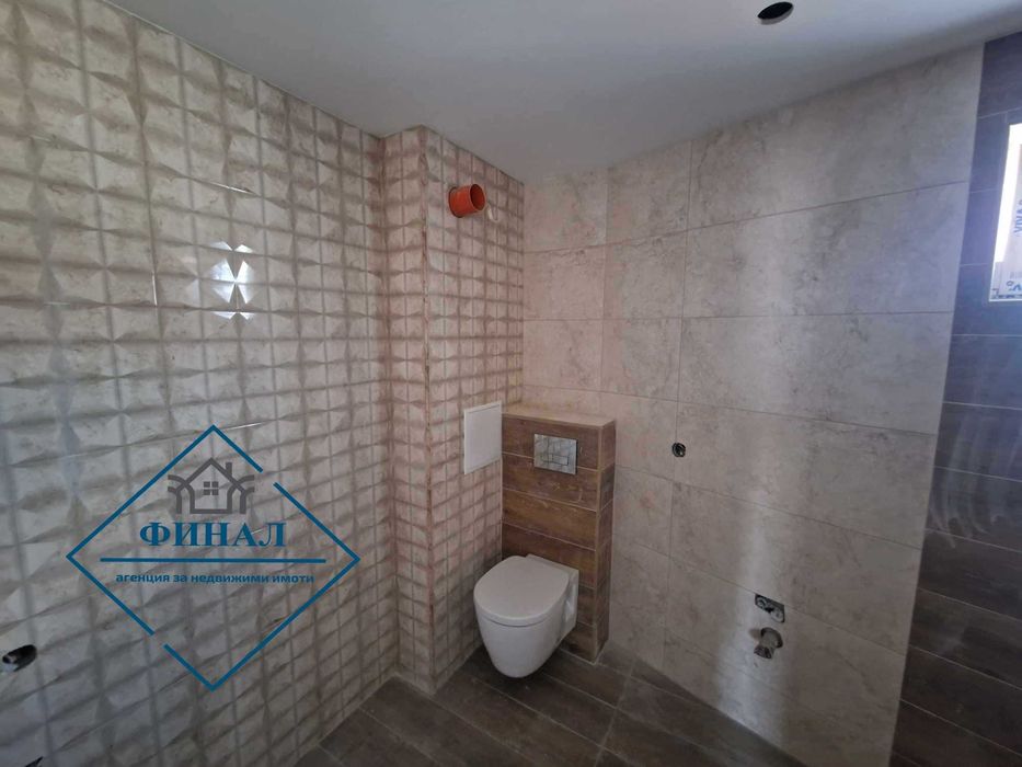 Продава се Тристаен апартамент в Шумен, Добруджански - 101 кв.м за 1313 €/кв.м - Снимка #4