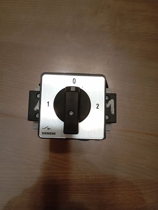 УМ шалтер 3 степенен