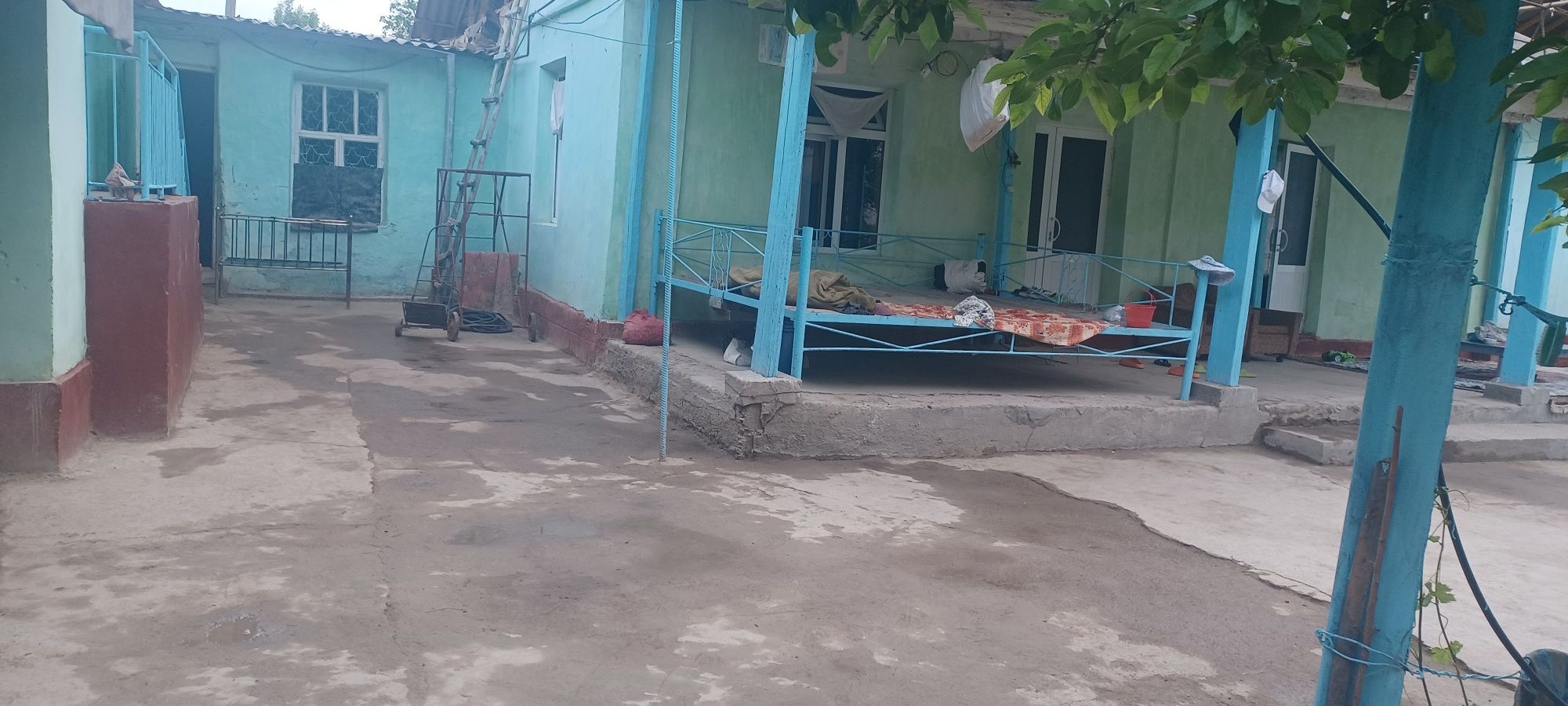 Уй жой ховли сотилади
