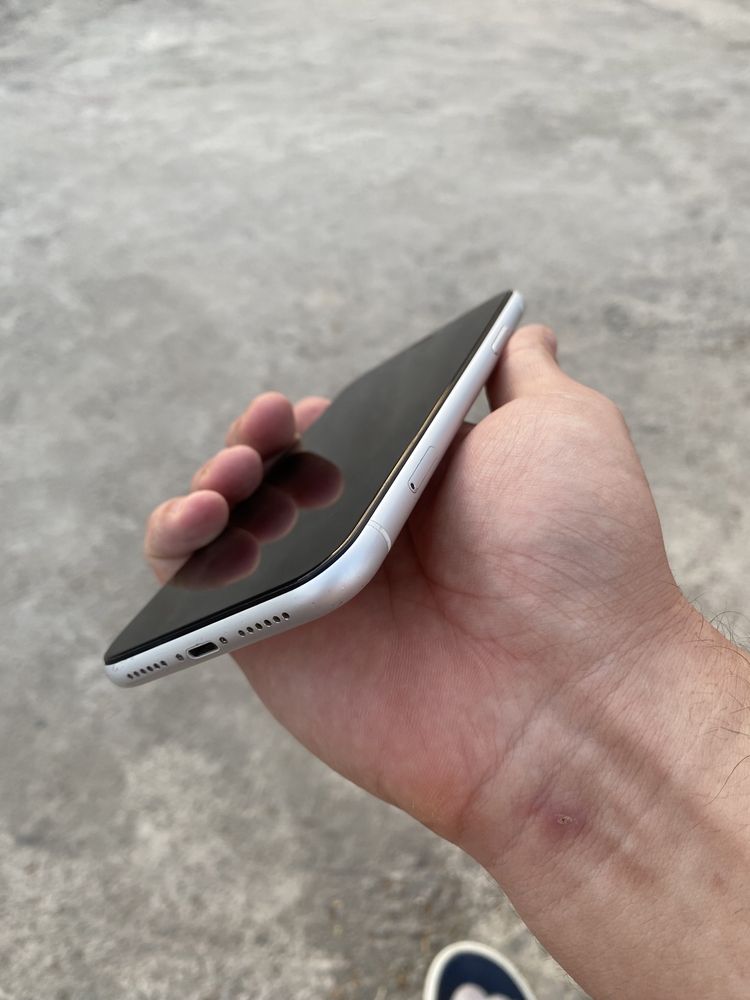 Iphone xr 64 gb