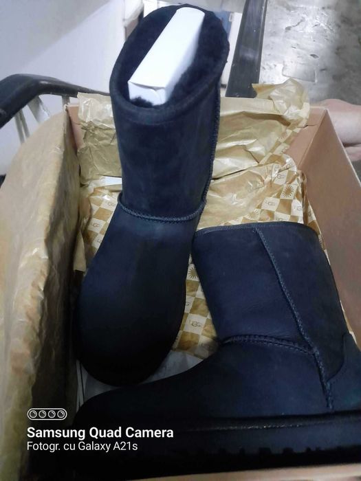 Cizme dama UGG Classic Short Leather