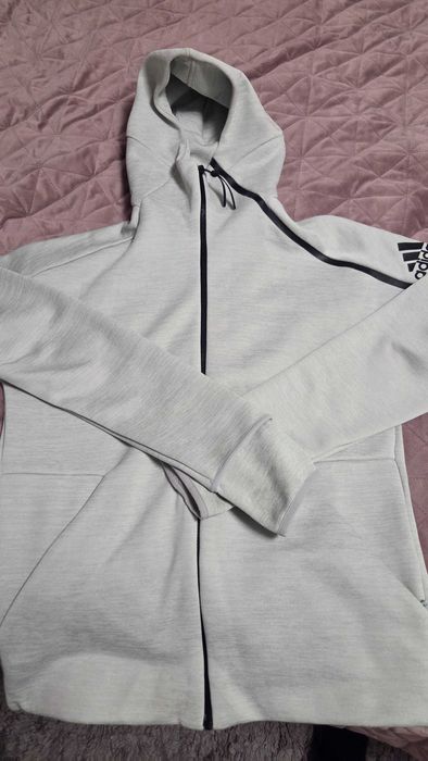 Спортен екип Adidas