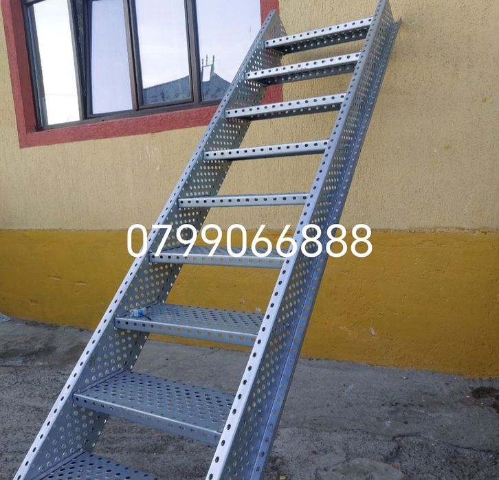 Vând scări zincate