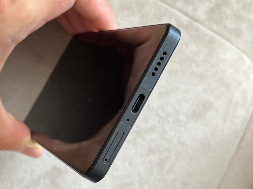 Poco F5 12+8/256 GB
